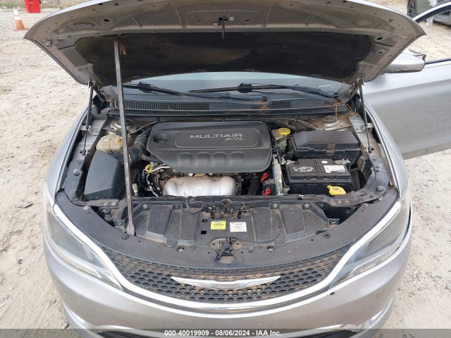 1C3CCCCB9FN577483 Chrysler 200 C