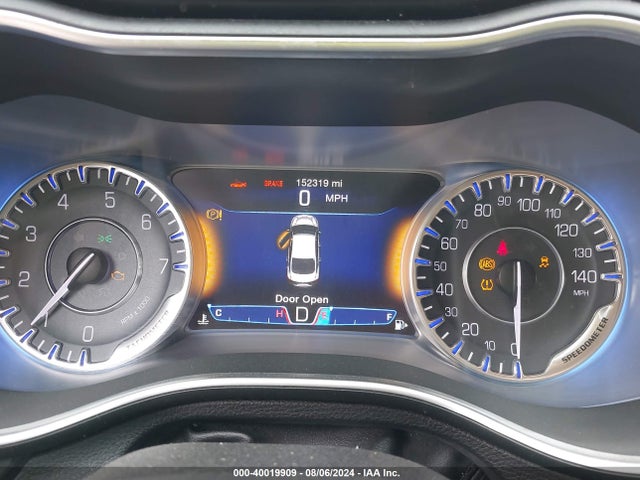 1C3CCCCB9FN577483 Chrysler 200 C