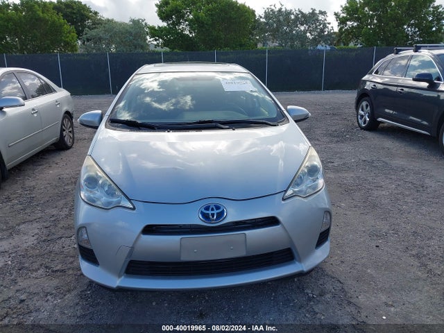Toyota Prius C Three 2014 JTDKDTB39E1080616 Image 6