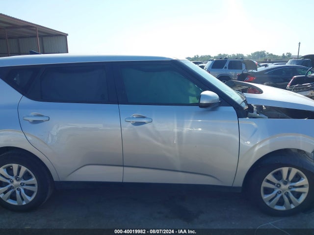 KIA SOUL LX 2020 KNDJ23AU2L7716959 Image 13