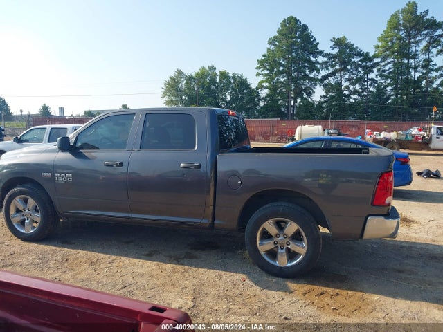 1C6RR6KT8KS618057 RAM 1500 Classic Tradesman  4x2 5'7 Box