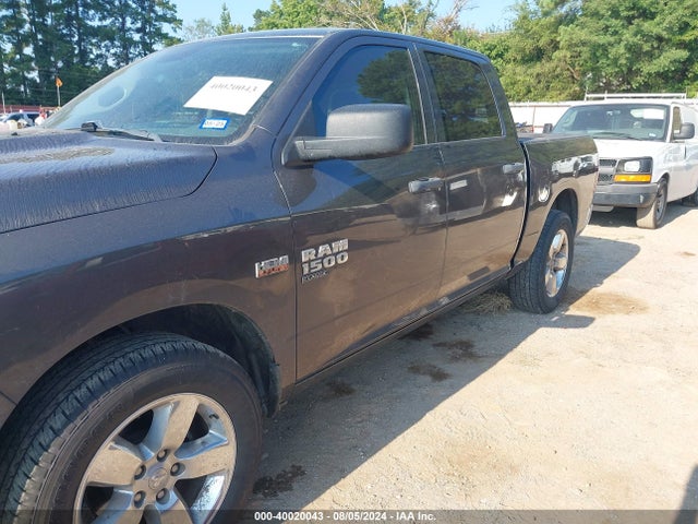 1C6RR6KT8KS618057 RAM 1500 Classic Tradesman  4x2 5'7 Box