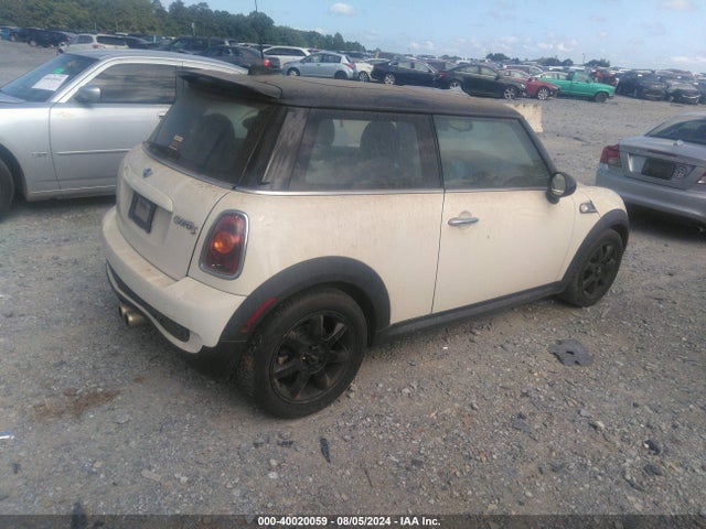 2009 MINI COOPER S WMWMF73509TW83293 Photo 3