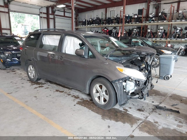 Toyota Sienna Le V6 8 Passenger 2014 5TDKK3DC6ES496662 главное изображение