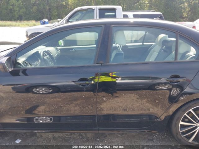 3VWB17AJ0GM265897 Volkswagen Jetta 1.8t Sport