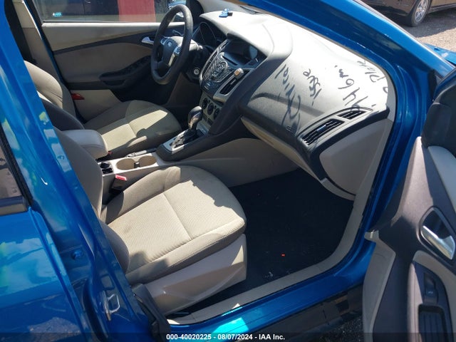 Ford FOCUS SE 2014 1FADP3K22EL359245 Image 5