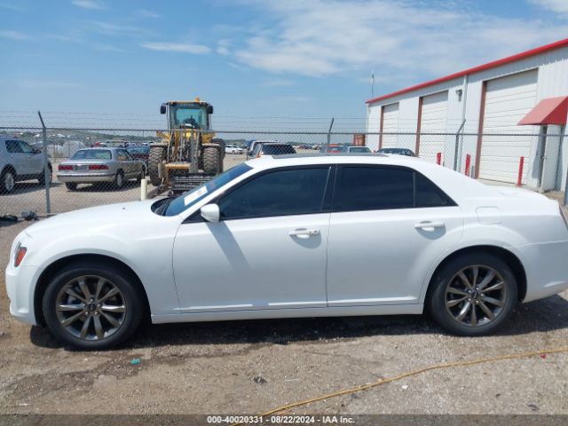 2C3CCAGG9EH287777 Chrysler 300 300s