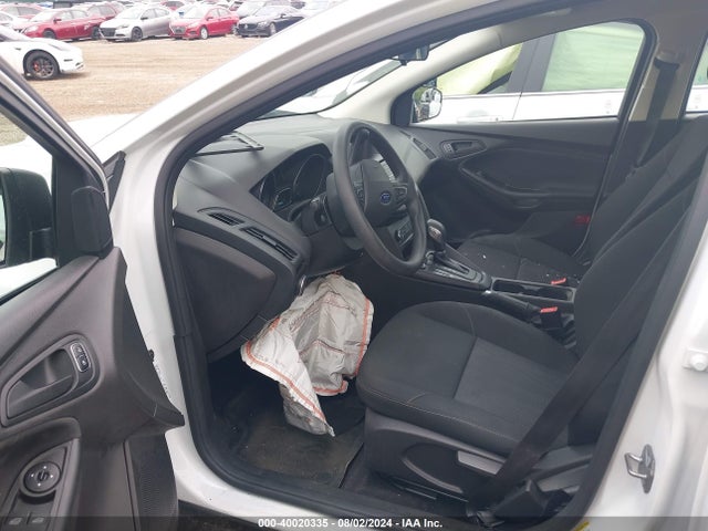 Ford FOCUS S 2017 1FADP3E29HL327456 Image 5