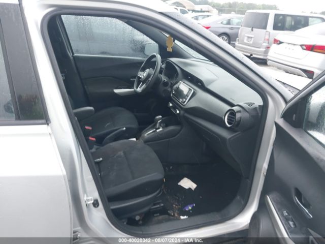3N1CP5CU5JL538141 Nissan KICKS SV