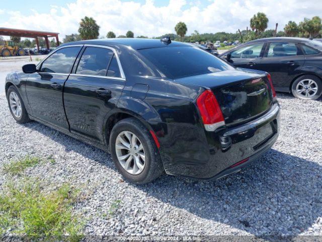 2C3CCAAG2FH792134 Chrysler 300 Limited