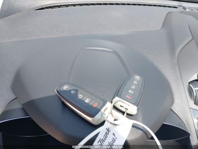 1FMCU0JXXGUB13756 Ford Escape Titanium