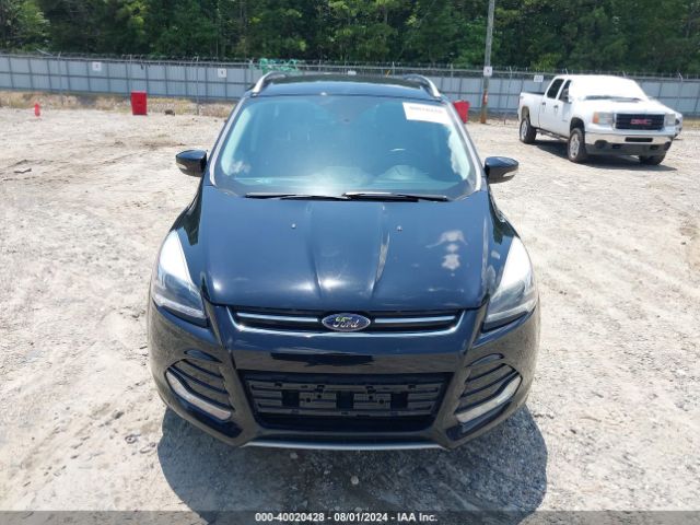 1FMCU0JXXGUB13756 Ford Escape Titanium