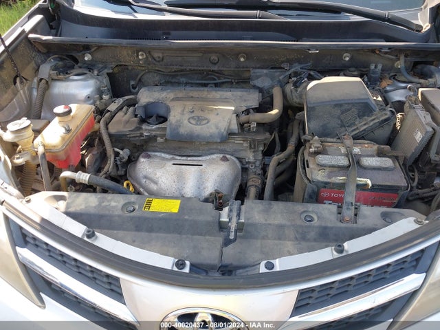 Toyota RAV4 LE 2014 JTMBFREV5ED070352 Image 10