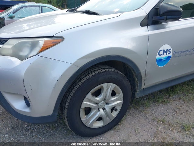 Toyota RAV4 LE 2014 JTMBFREV5ED070352 Image 6