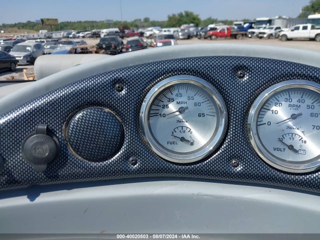 2014 BENTLEY 24' ENB11360L314 Photo 6