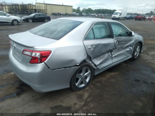 4T1BF1FKXEU397105 Toyota CAMRY SE