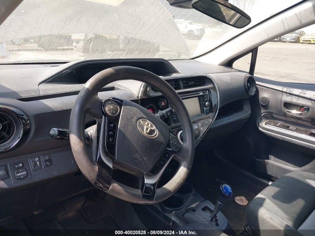 Toyota Prius C Two 2018 JTDKDTB38J1603683 Image 7