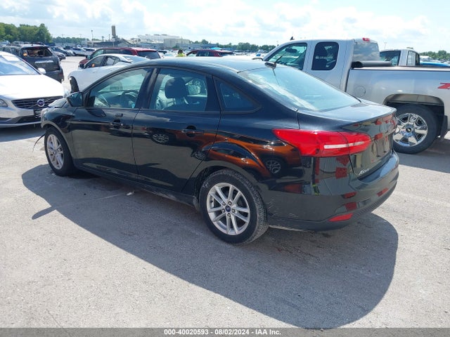 Ford FOCUS SE 2016 1FADP3F25GL227173 Image 3