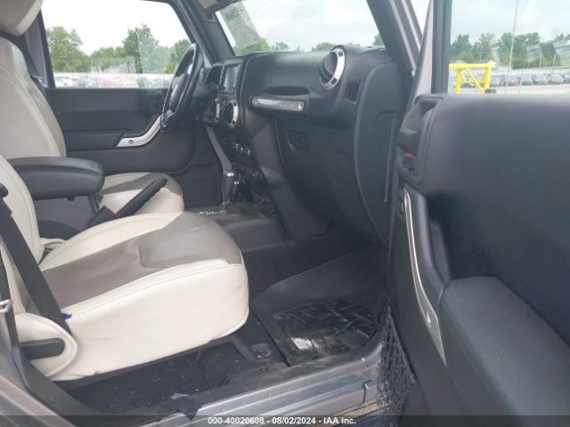 1C4BJWEG1GL113754 Jeep Wrangler Unlimited Sahara