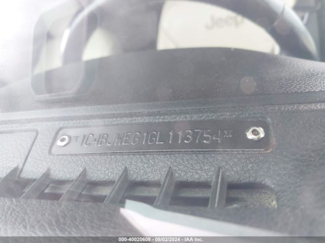 1C4BJWEG1GL113754 Jeep Wrangler Unlimited Sahara