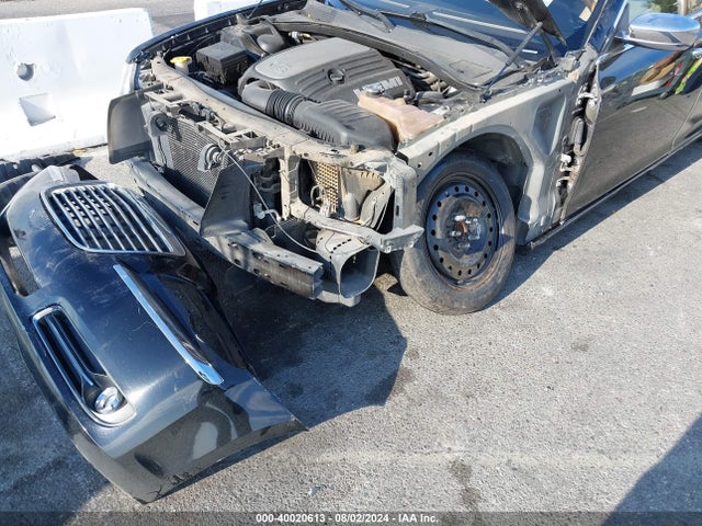 Chrysler 300 2014 2C3CCAET2EH169862 Image 6