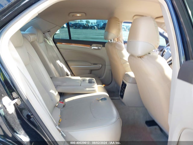 Chrysler 300 2014 2C3CCAET2EH169862 Image 8