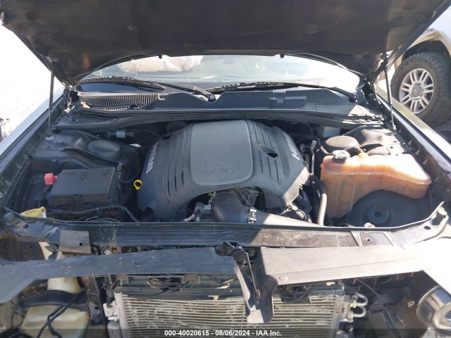 40020615 :رقم المزاد ، 2C3CDZBT8KH556878 vin ، 2019 Dodge Challenger R/t مزاد بيع