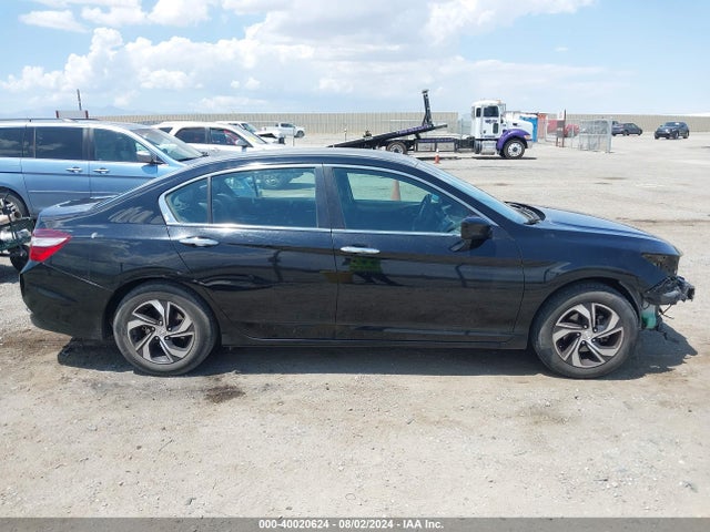 Honda ACCORD LX 2017 1HGCR2F38HA272030 Image 13
