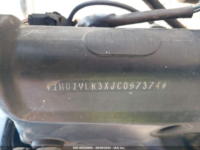 2018 HARLEY-DAVIDSON FXFBS 1HD1YLK3XJC057374 Photo 9