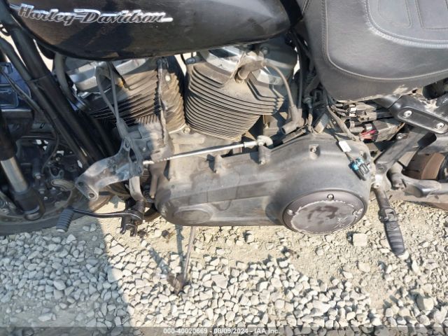 2018 HARLEY-DAVIDSON FXFBS 1HD1YLK3XJC057374 Photo 8