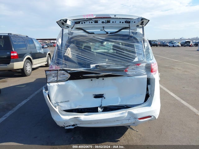 2C4RC1CG9NR215516 Chrysler Voyager Lx