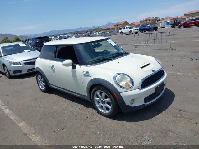 2008 MINI COOPER S WMWMF73538TV34519 Photo 0
