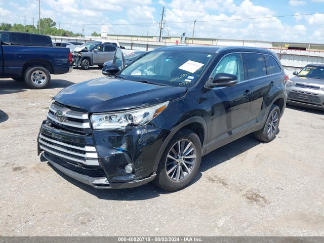 Toyota Highlander Xle 2019 5TDKZRFH4KS560541 Image 2