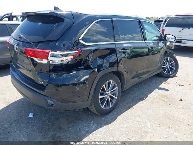 Toyota Highlander Xle 2019 5TDKZRFH4KS560541 Image 4
