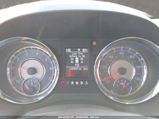 2C4RC1CG8ER409356 Chrysler Town & Country Touring-l