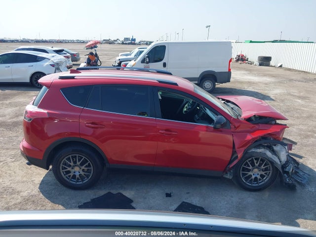 Toyota RAV4 LE 2017 JTMZFREV3HJ135946 Image 14