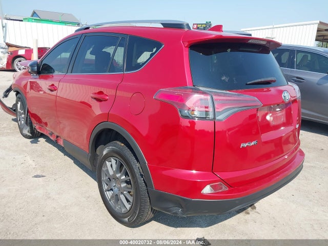 Toyota RAV4 LE 2017 JTMZFREV3HJ135946 Image 3
