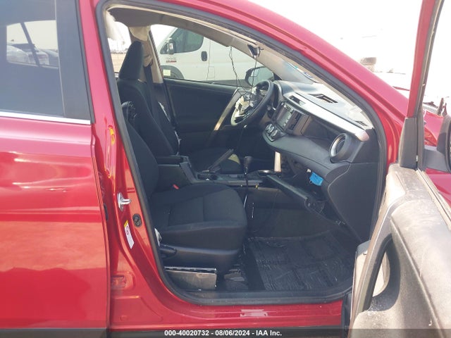 Toyota RAV4 LE 2017 JTMZFREV3HJ135946 Image 5