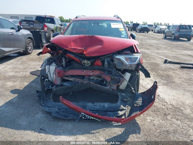 Toyota RAV4 LE 2017 JTMZFREV3HJ135946 Image 6