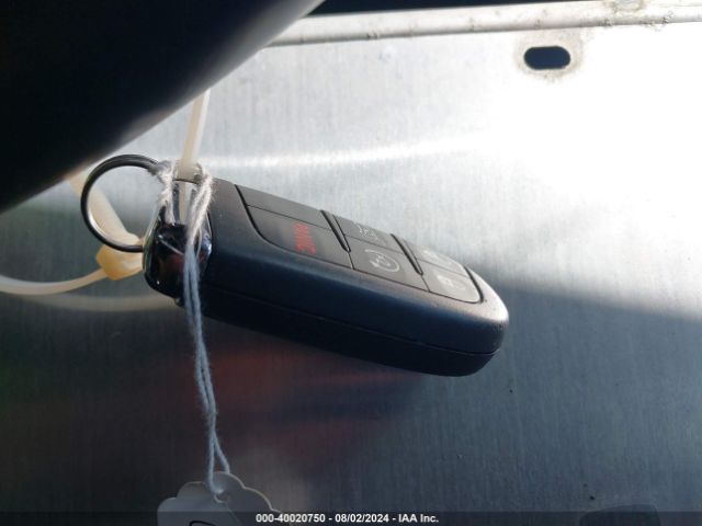 3C4NJCBB5JT102868 Jeep Compass Latitude Fwd