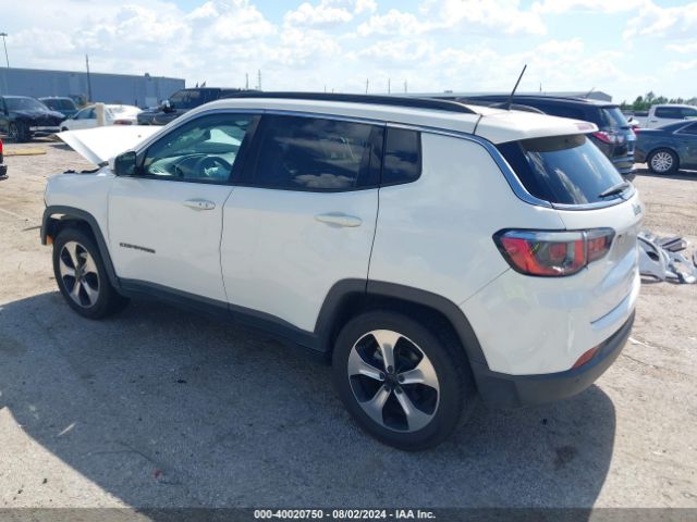 3C4NJCBB5JT102868 Jeep Compass Latitude Fwd