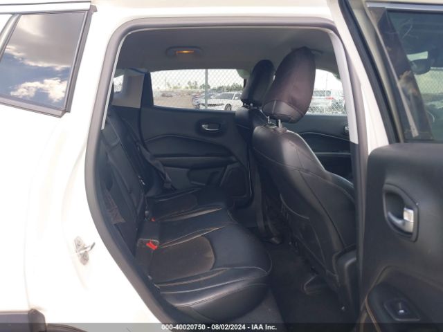 3C4NJCBB5JT102868 Jeep Compass Latitude Fwd