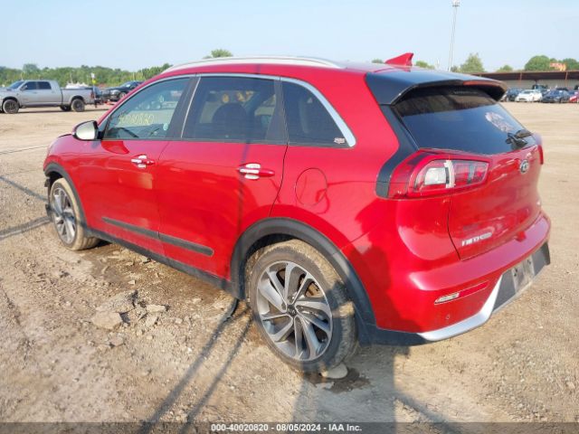 KNDCE3LC8K5216500 KIA Niro Touring