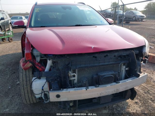 KNDCE3LC8K5216500 KIA Niro Touring