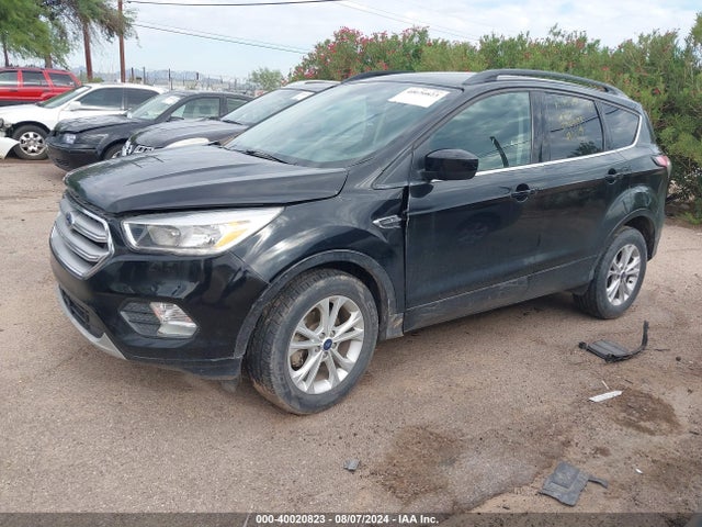 Ford ESCAPE SE 2018 1FMCU0GD6JUD02750 Image 2