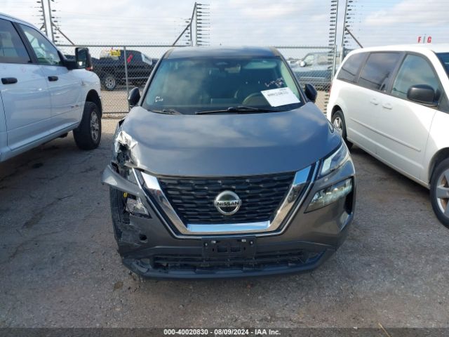 5N1AT3AA5MC679879 Nissan Rogue S Fwd