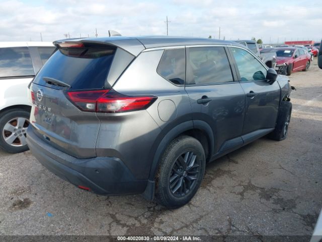 5N1AT3AA5MC679879 Nissan Rogue S Fwd