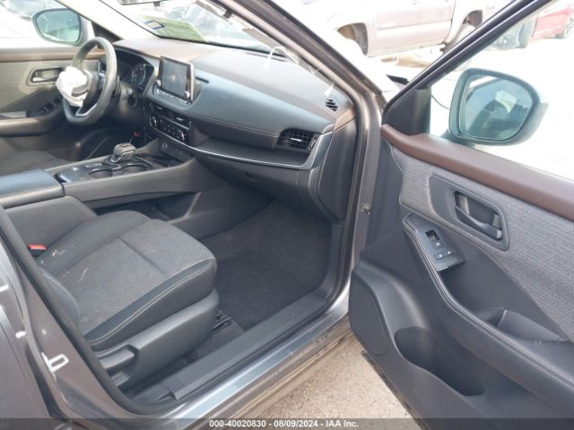5N1AT3AA5MC679879 Nissan Rogue S Fwd