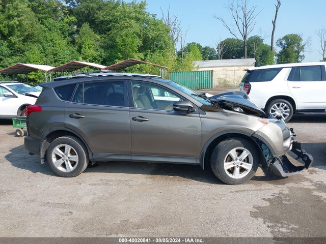 Toyota Rav4 Xle 2014 JTMRFREV2ED065723 Image 13