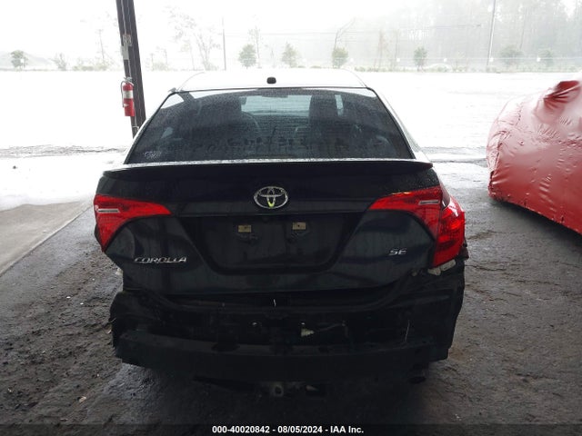 Toyota COROLLA SE 2018 5YFBURHE5JP767092 Image 17